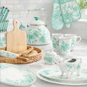 New The Pioneer Woman Agatha Green  Floral Kitchen Collection
